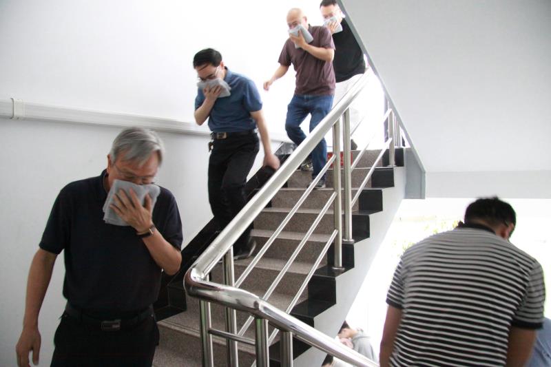 人人講安全、個個會應急 人人講安全、個個會應急